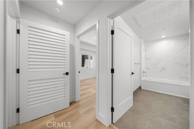 Pasadena, CA 91101,150 S Oak Knoll Avenue #201