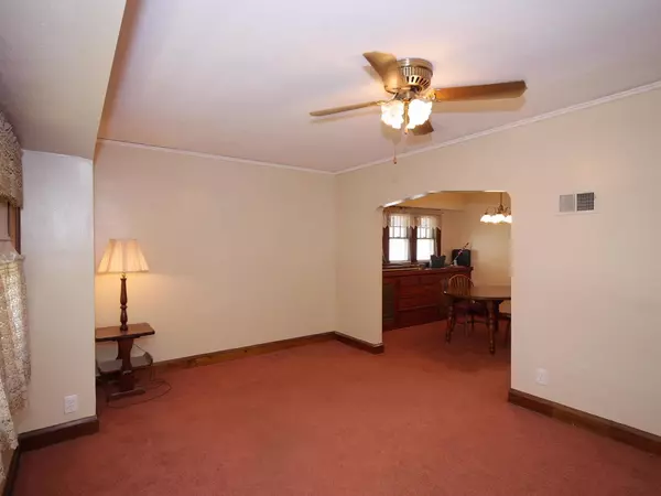 West Allis, WI 53214,847 S 73rd STREET #849