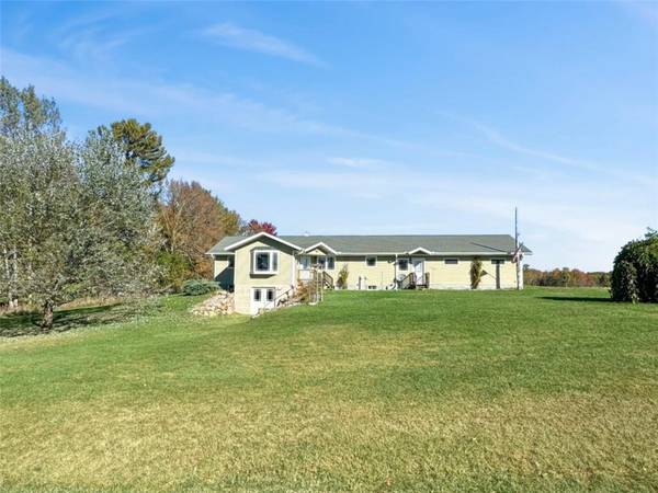 Shawano, WI 54166,9882 W County Road A