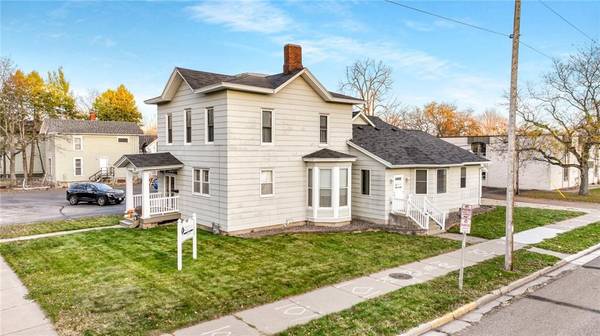 33 W Cedar Street, Chippewa Falls, WI 54729