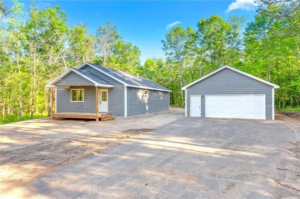 4865 Setting Sun Trail, Danbury, WI 54830