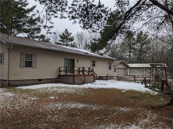 6173 County Highway E, Stone Lake, WI 54876