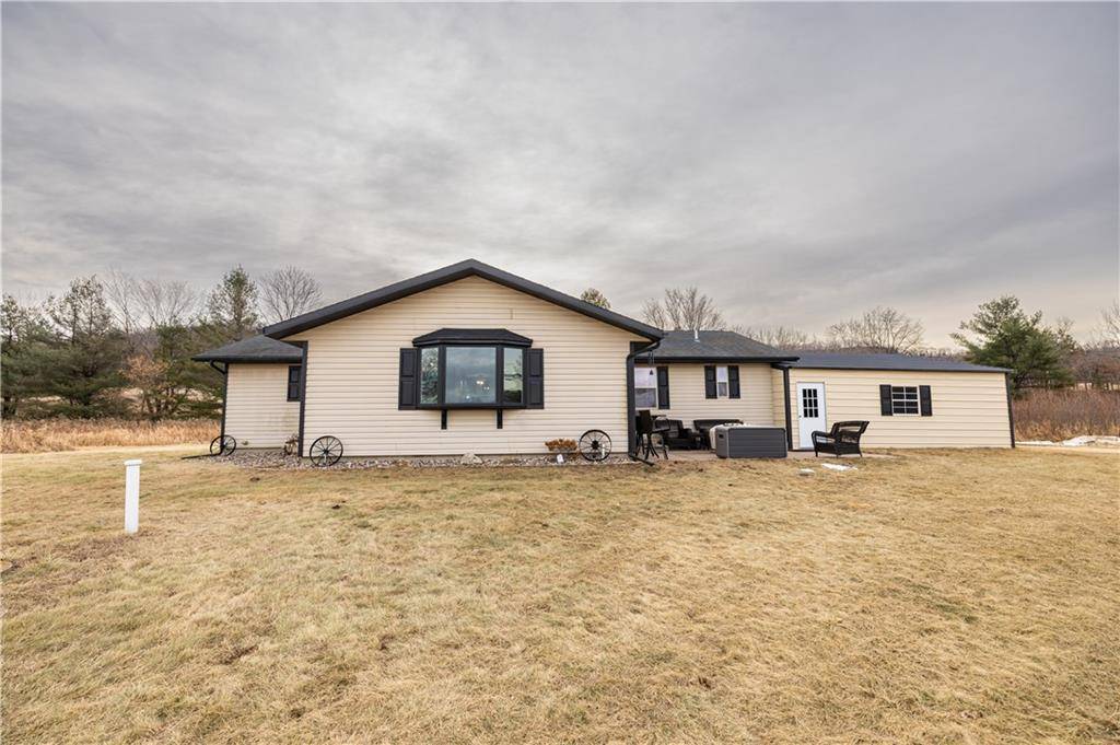S1153 State highway 37, Alma, WI 54610