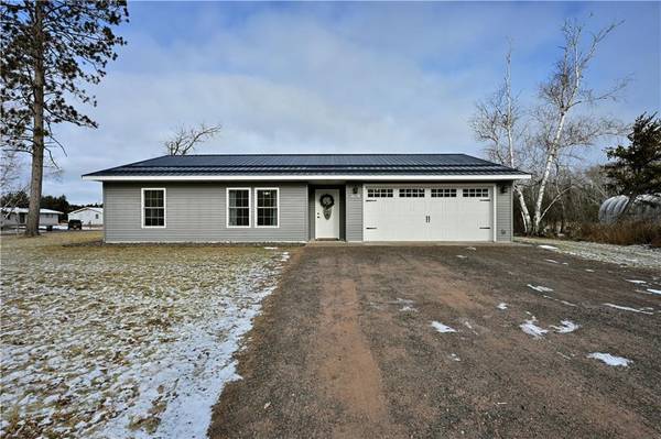 15642 Winter Drive, Hayward, WI 54843