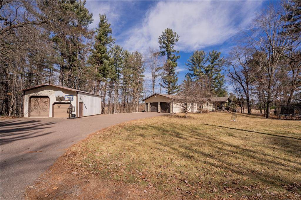 12096 102nd Avenue, Chippewa Falls, WI 54729