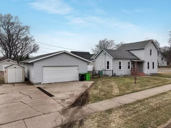 Chippewa Falls, WI 54729,403 W Elm Street