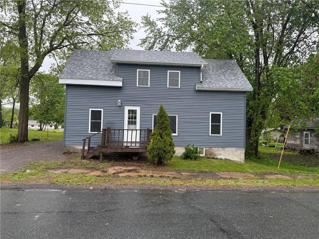 317 Oak Street, Fairchild, WI 54741