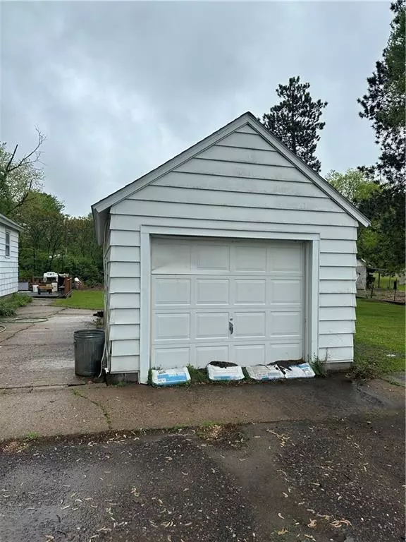 Black River Falls, WI 54615,315 Armstrong Avenue