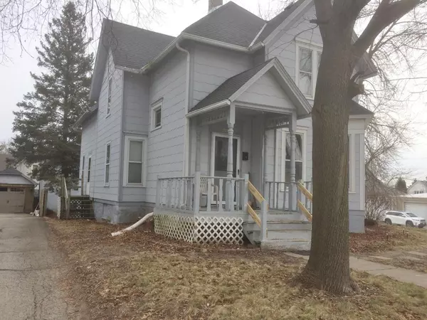 402 N Main STREET #402A, Hartford, WI 53027