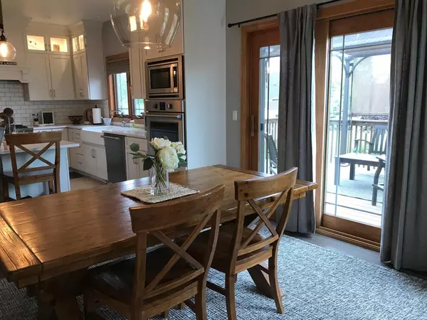 Plymouth, WI 53073,735 Oriole Ln