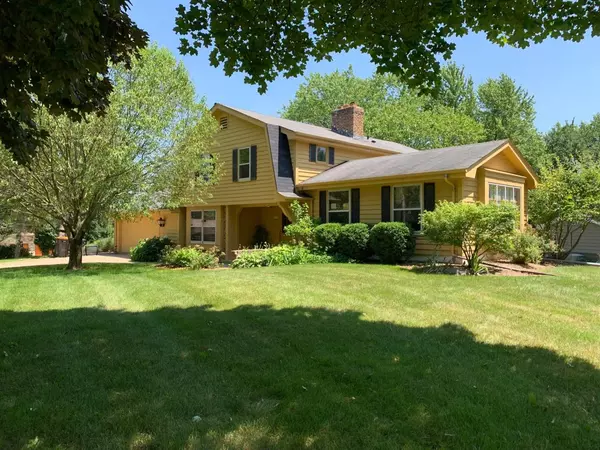 12323 W Christine DRIVE, Wauwatosa, WI 53226