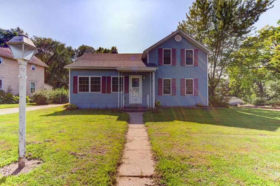 512 Oak AVENUE S, Onalaska, WI 54650