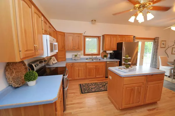 Delafield, WI 53018,S16W32688 Luterbach Ct