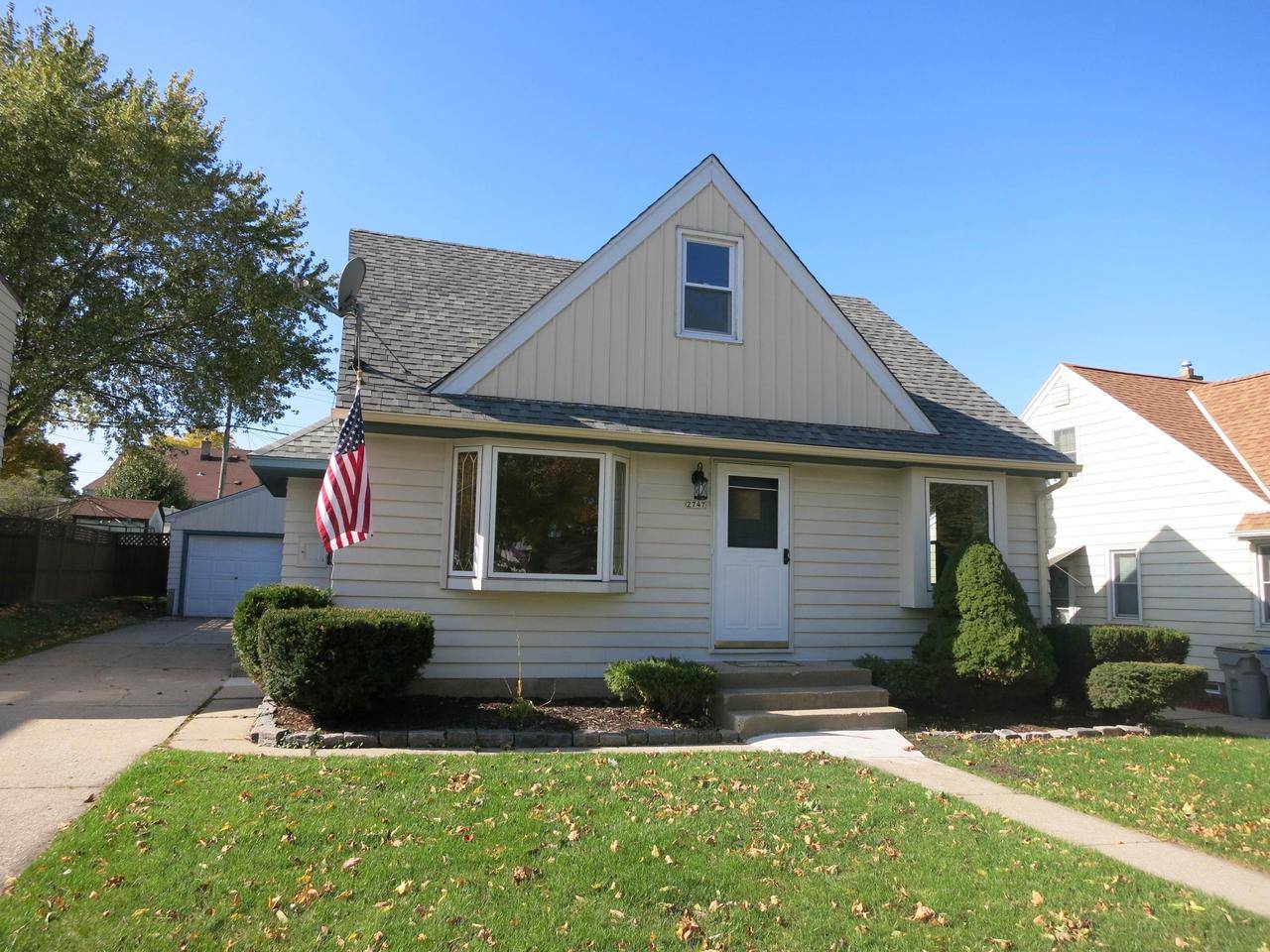 2747 S 61st STREET, Milwaukee, WI 53219