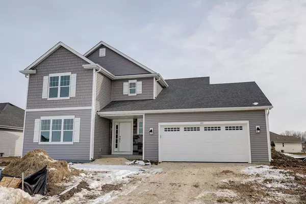 561 Big Bend Way, Hartford, WI 53027