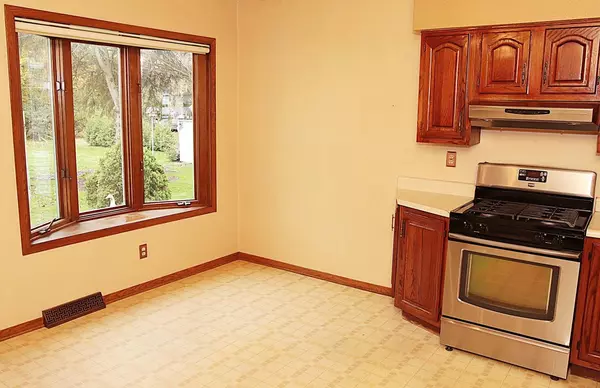 Sheboygan Falls, WI 53085,208 Giddings AVENUE