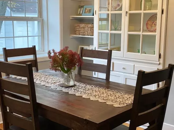 Jefferson, WI 53549,536 E Linden Dr