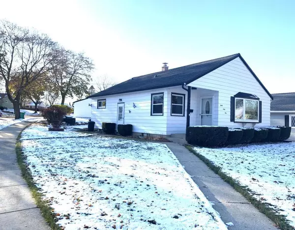 4061 S Hately AVENUE, Saint Francis, WI 53235