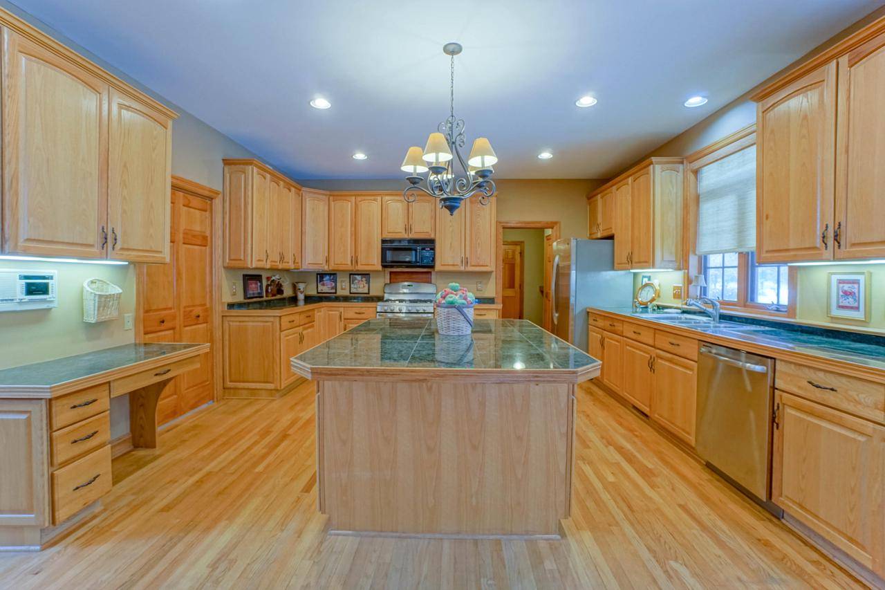 Pewaukee, WI 53072,W302N3274 Rookery Rd