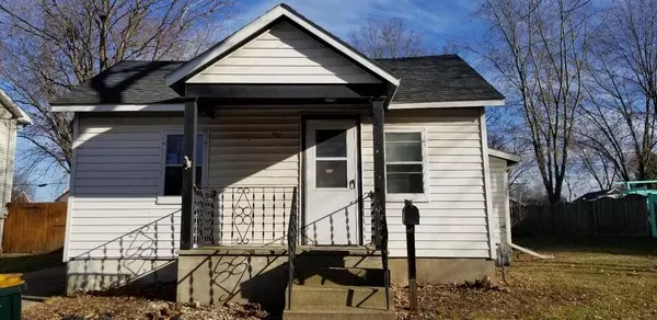 412 Clarence St, Fort Atkinson, WI 53538