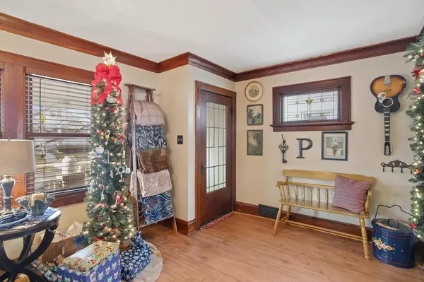 West Allis, WI 53219,2218 S 72nd STREET