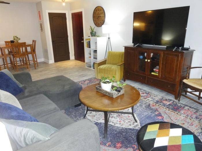 Lake Geneva, WI 53147,255 Elmwood AVENUE #105
