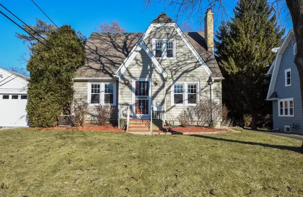 10900 W Parnell Ave, Muskego, WI 53130