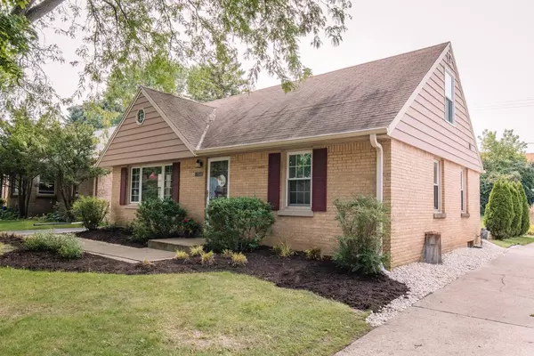 Wauwatosa, WI 53226,545 N 107th St