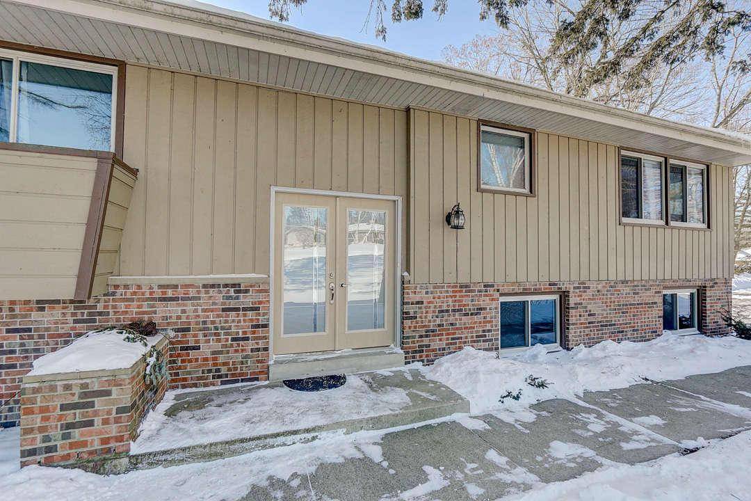 Grafton, WI 53024,1661 Manchester Dr