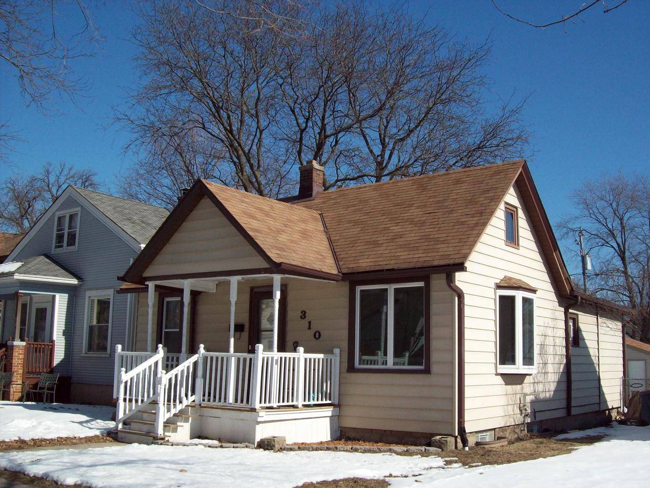 Milwaukee, WI 53214,310 S 62nd St