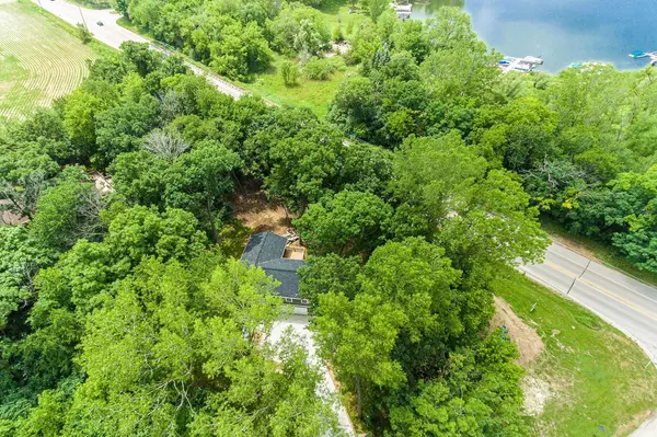 Elkhorn, WI 53121,5087 Bay Point Dr