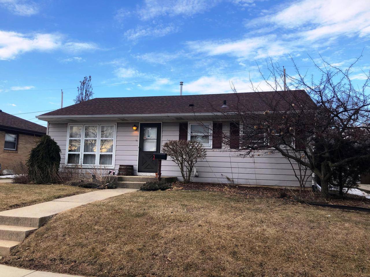 Racine, WI 53404,1806 Summit AVE