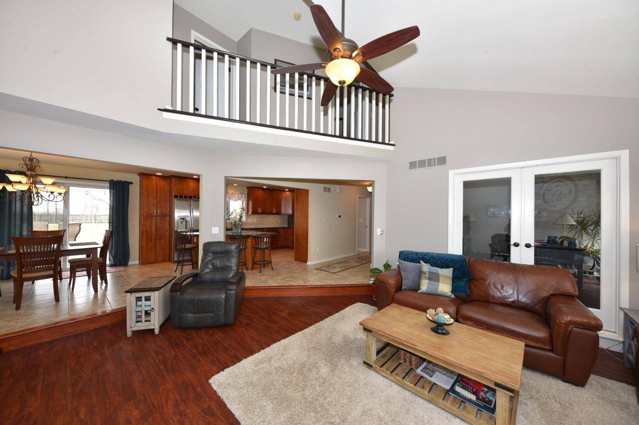 Grafton, WI 53024,573 Lake Shore Rd