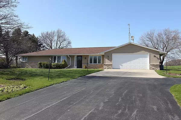 W4382 Cty Rd D, Random Lake, WI 53075