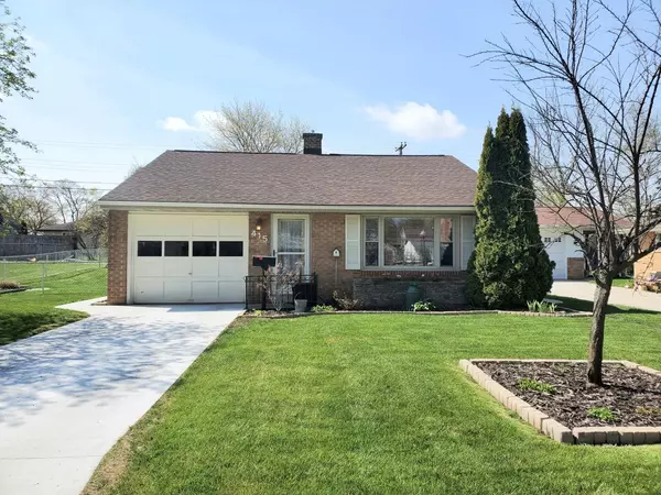 415 Fond Du Lac AVENUE, Sheboygan Falls, WI 53085