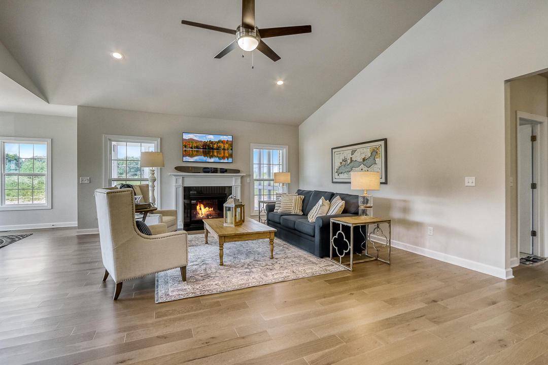 Lake Geneva, WI 53147,615 Settlers Ridge Dr