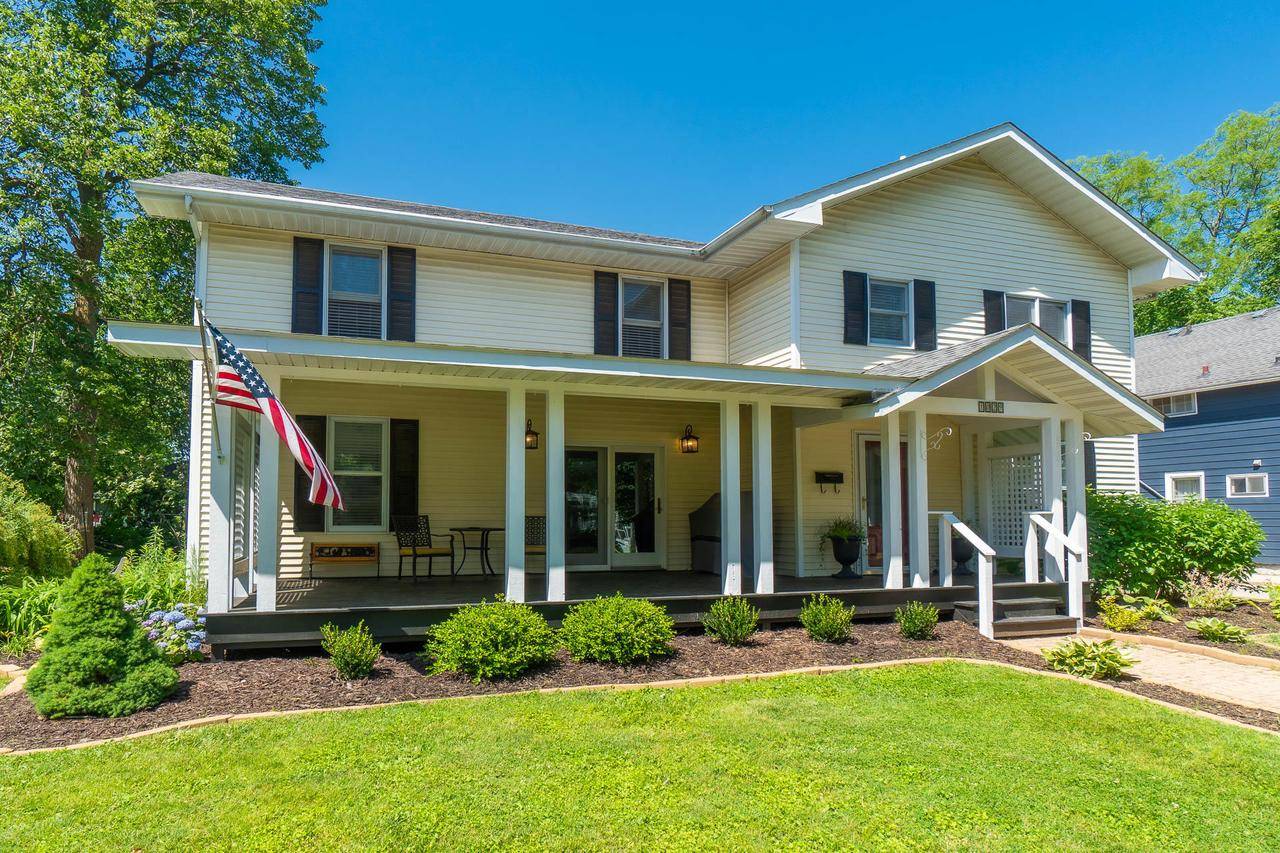 1029 Dodge St, Lake Geneva, WI 53147