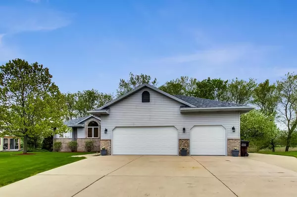 179 11th AVENUE, Union Grove, WI 53182