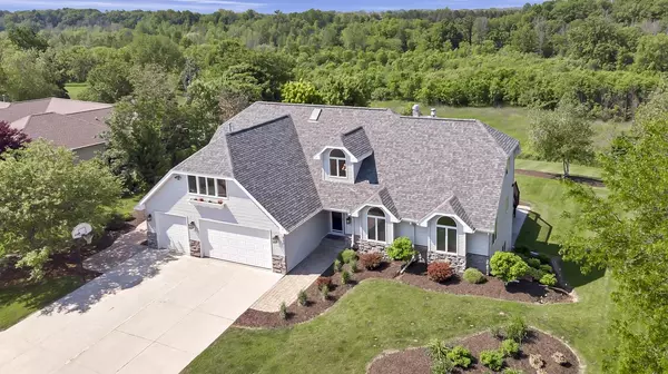 229 River Oaks Dr, Sheboygan Falls, WI 53085