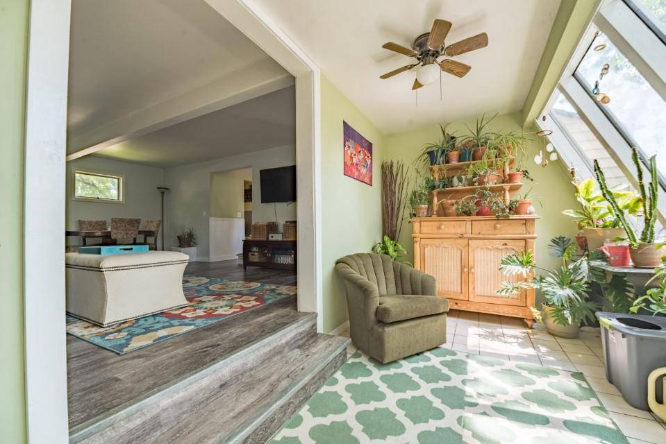Lake Geneva, WI 53147,930 Henry St