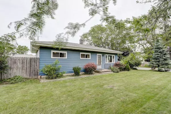 902 Columbia AVENUE, South Milwaukee, WI 53172