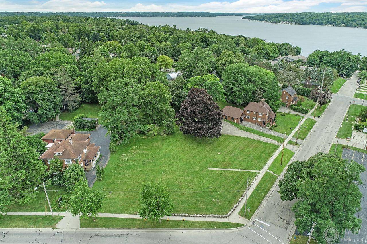 Lake Geneva, WI 53147,504 Wells St