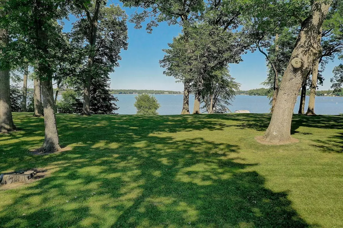 Kansasville, WI 53139,2651 Lakeshore Dr