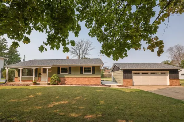 3316 S Kennedy Dr, Sturtevant, WI 53177