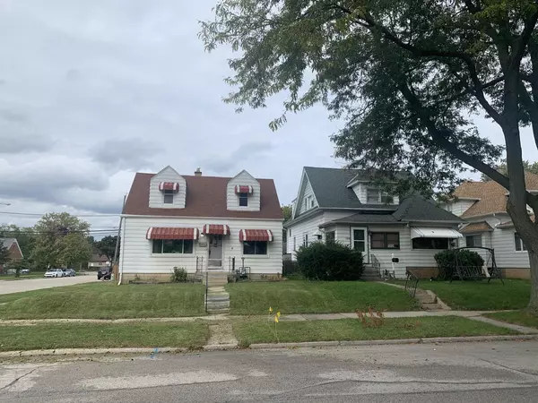 3402 E Van Norman Ave, Cudahy, WI 53110