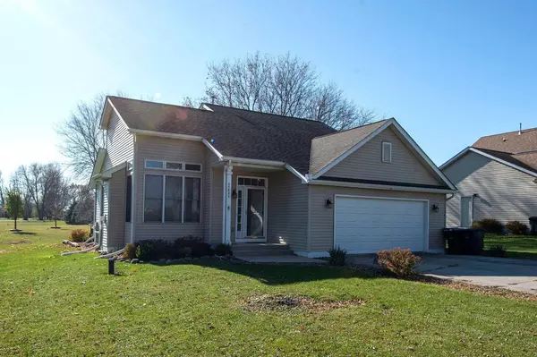 W5629 Lakeshore DRIVE, Elkhorn, WI 53121