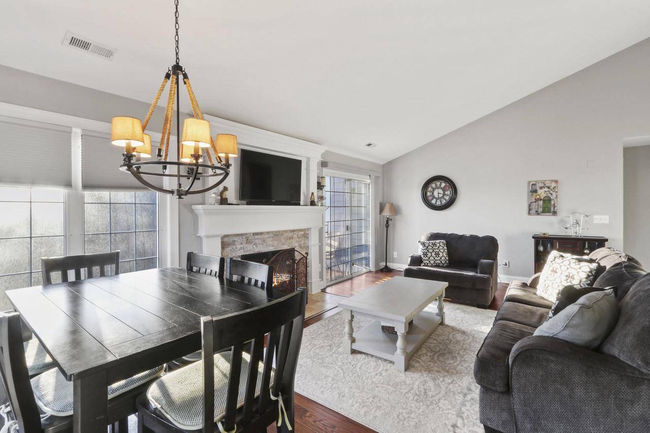 Lake Geneva, WI 53147,973 Lakeland Dr #9-77