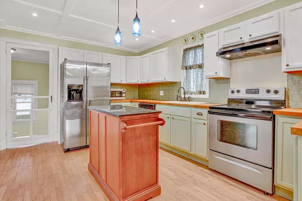 Fond Du Lac, WI 54935,97 7th St