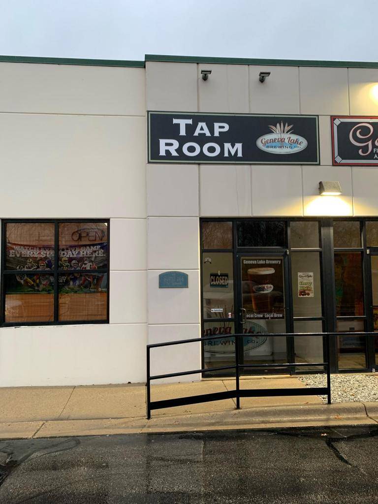 750 Veterans Pkwy #108, Lake Geneva, WI 53147