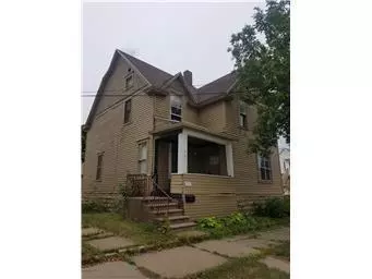 362 Cummings St, Winona, WI 55987